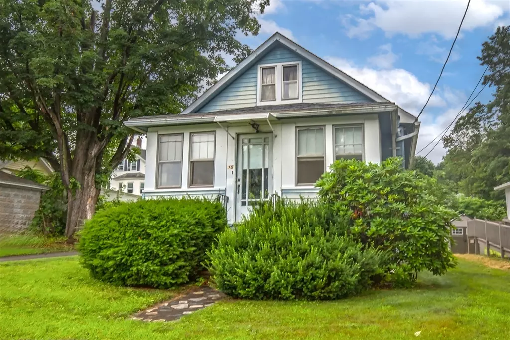 West Springfield, MA 01089,15 Oak St