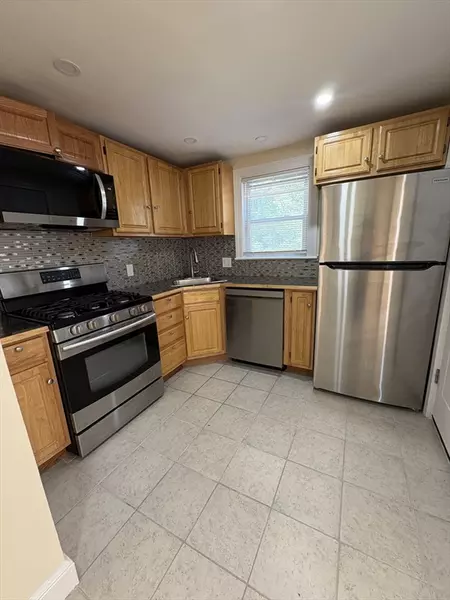 84 Gladeside #1, Boston, MA 02126