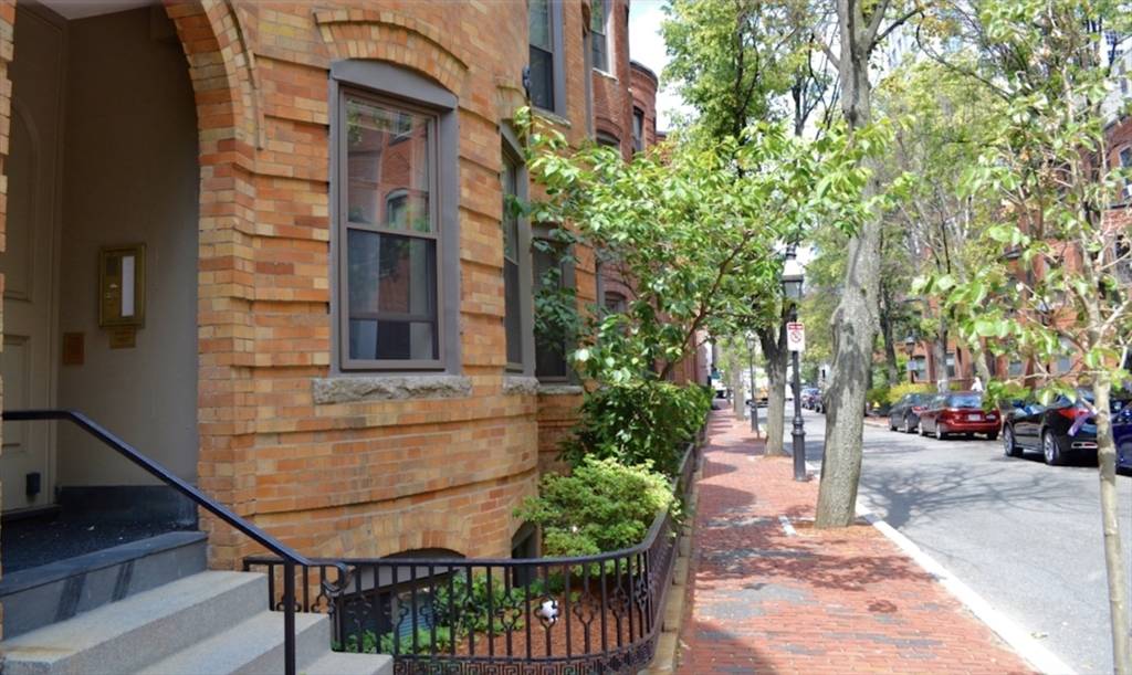 Boston, MA 02115,67 St. Germain #54-2