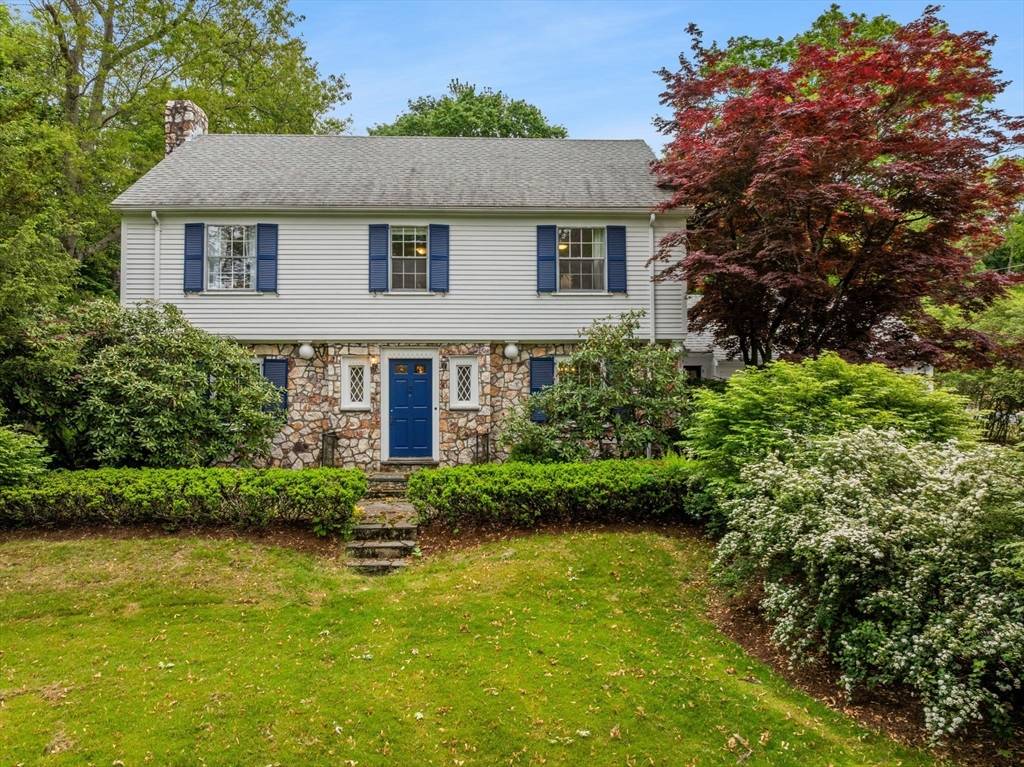 220 S Main St, Mansfield, MA 02048