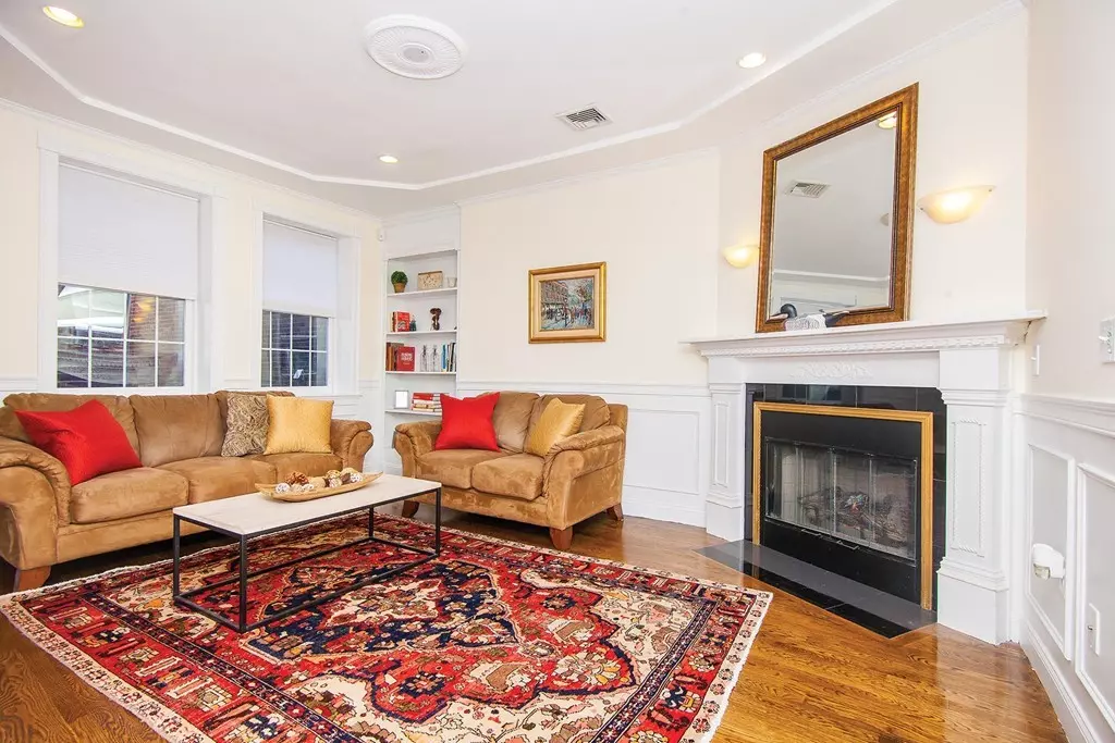 Boston, MA 02129,15 Harvard Street #3