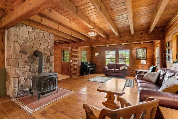 Groveland, MA 01834,91 Seven Star Rd