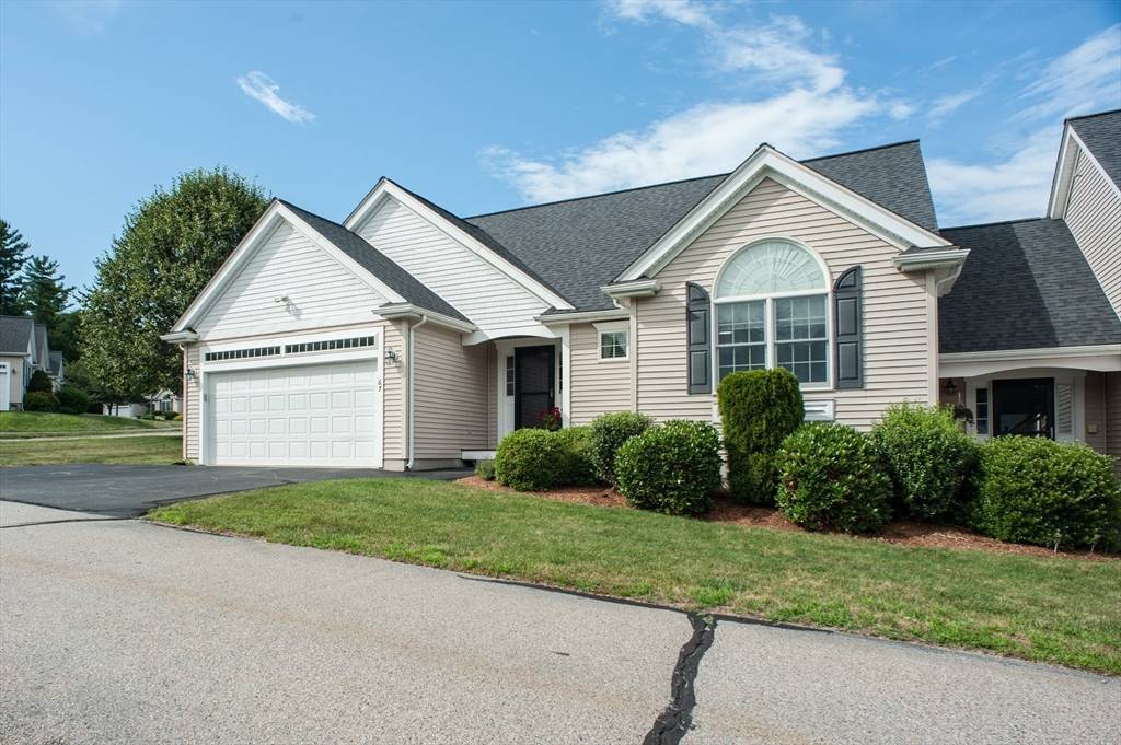 Northbridge, MA 01588,67 Hillview Ln #67