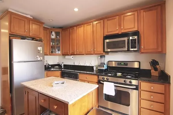 Boston, MA 02127,764 East 6th Street #3