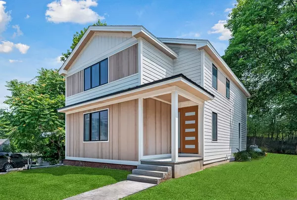 863 Main St, Reading, MA 01867