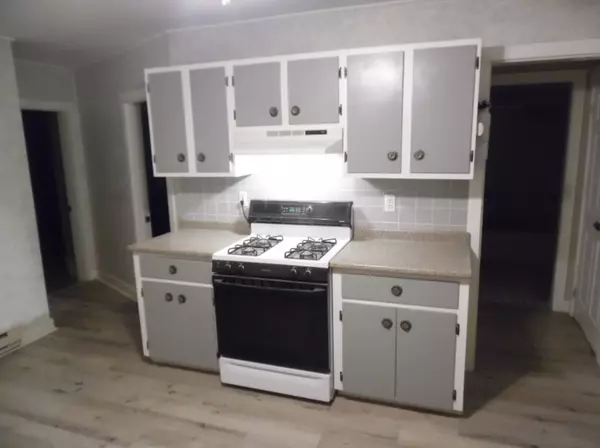 Bridgewater, MA 02324,234 Plymouth St #3