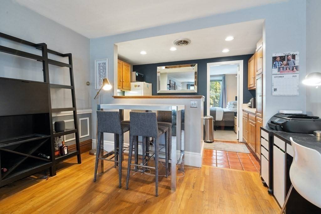 Boston, MA 02118,45 Rutland Square #1