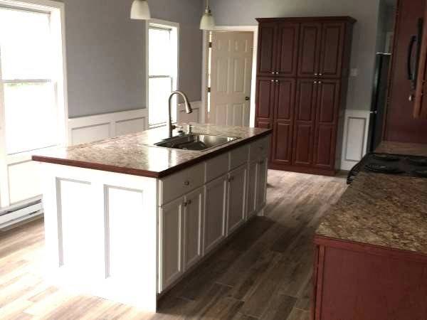 Webster, MA 01570,6 Elm Street #2