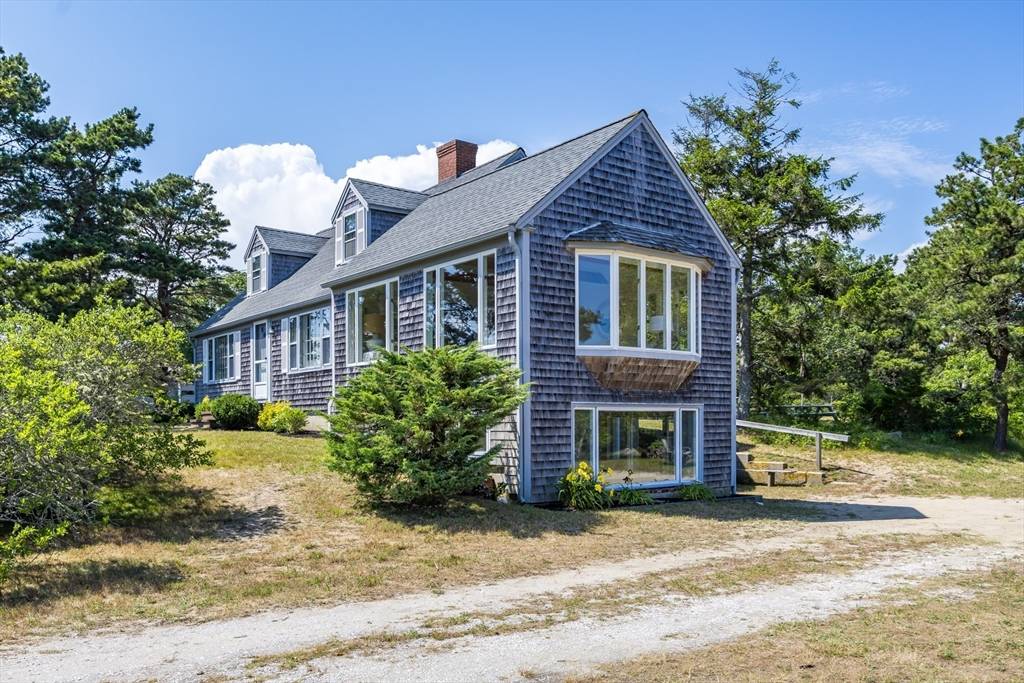 Harwich, MA 02671,14 Trinity Cove Road