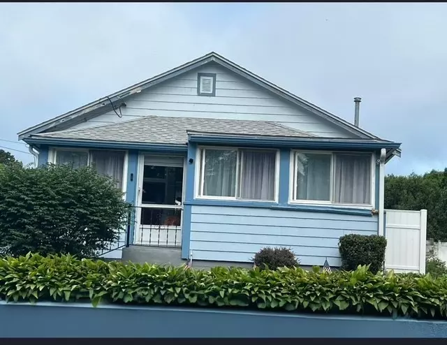 284 Plymouth Ave, Wareham, MA 02538