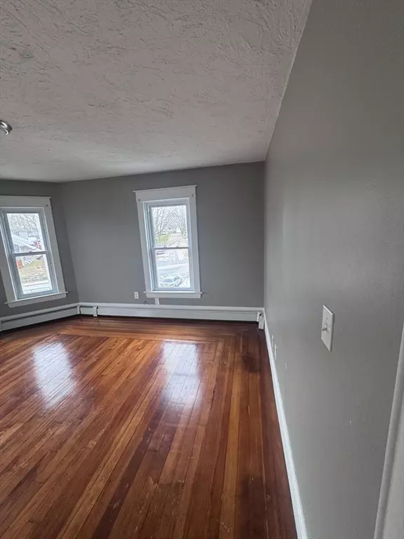 Fall River, MA 02720,76 Angell #2