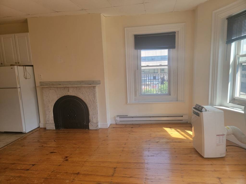 Boston, MA 02118,702 Massachusetts Ave #5