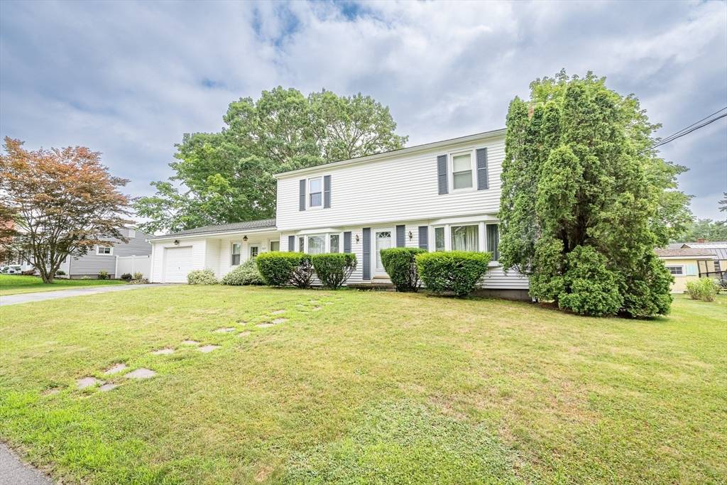 Somerset, MA 02726,727 Highview Ave