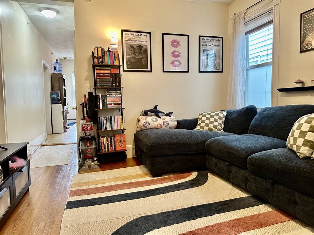 12-14 Marcella #2, Cambridge, MA 02141