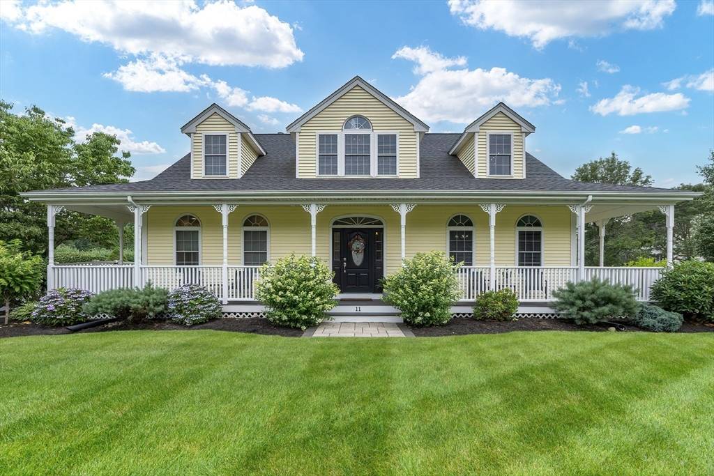 North Attleboro, MA 02760,11 Lowe Meadow Ln