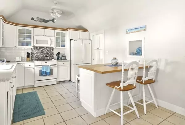 Wareham, MA 02558,12 Grove St