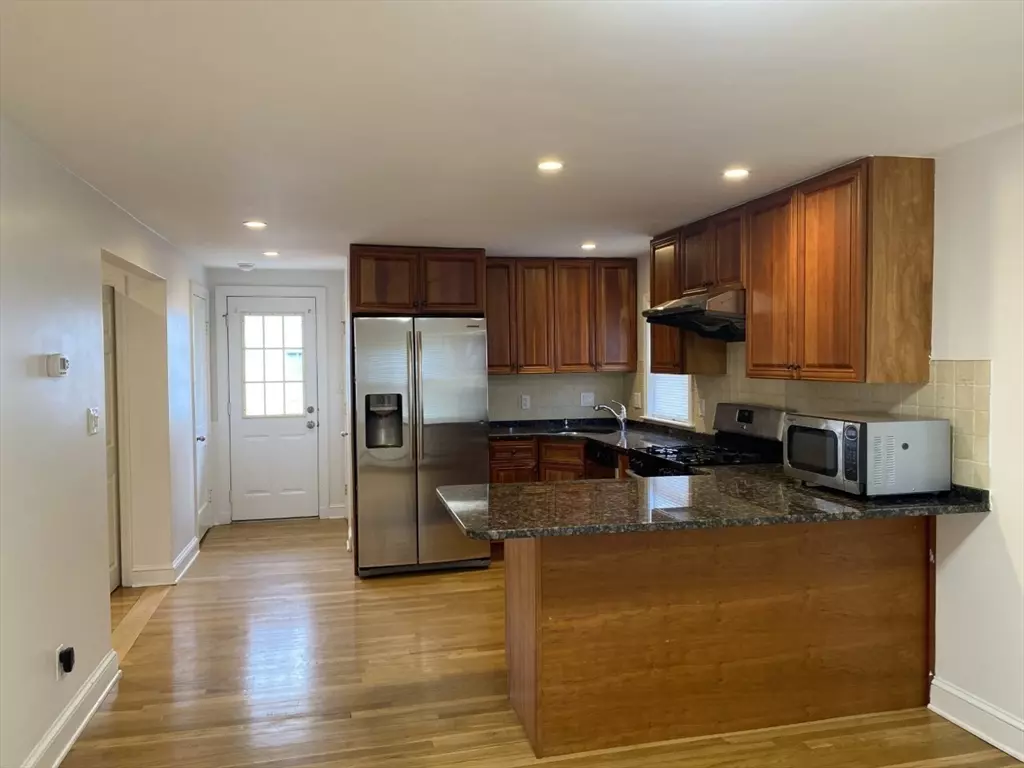 Winchester, MA 01890,104 Wendell Street