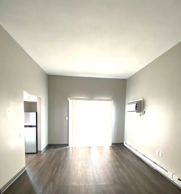 Boston, MA 02128,300 Meridian St #6