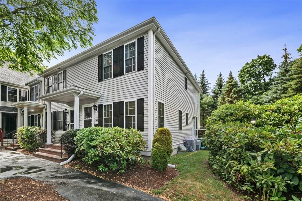 147 Centre Ave #147, Abington, MA 02351