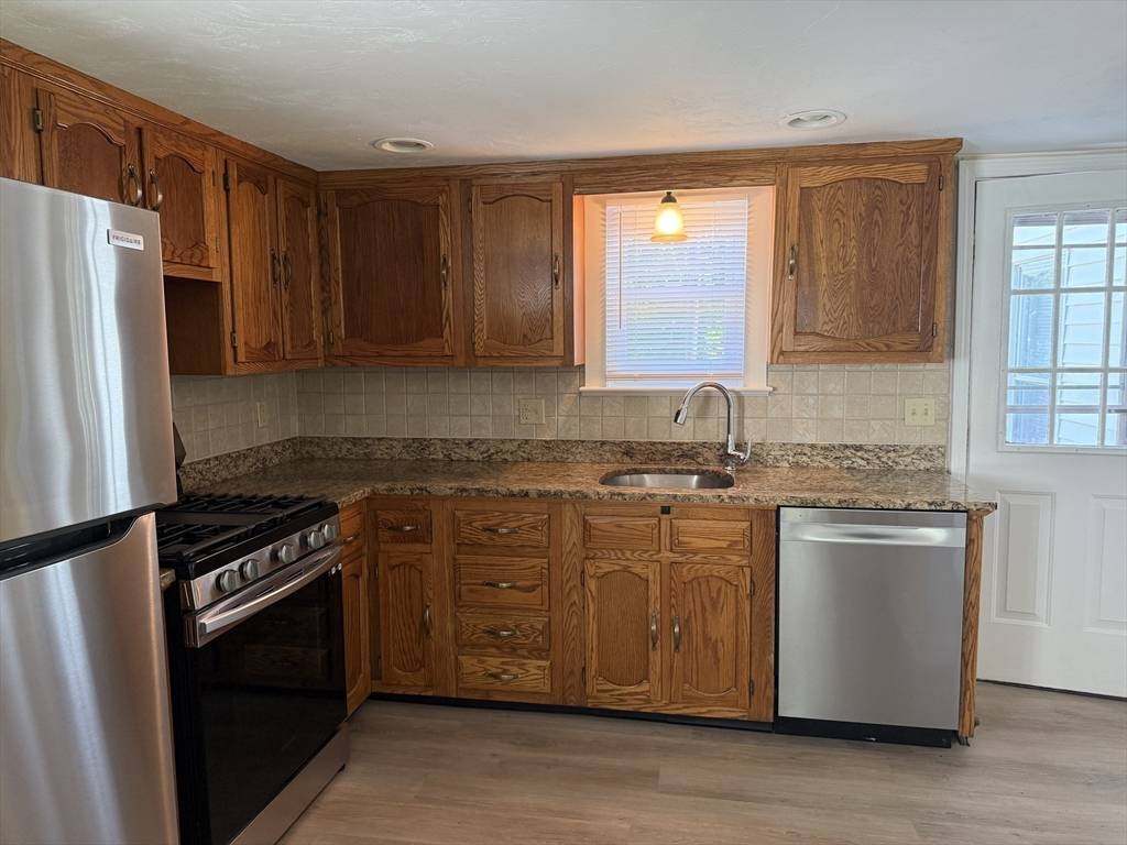 Medfield, MA 02052,387 Main #0