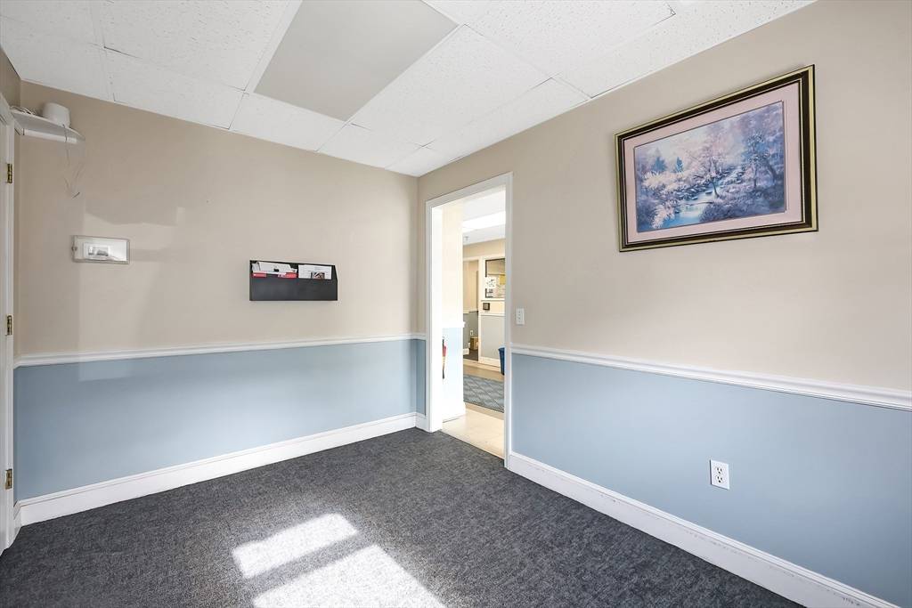 Webster, MA 01570,44 Morris St