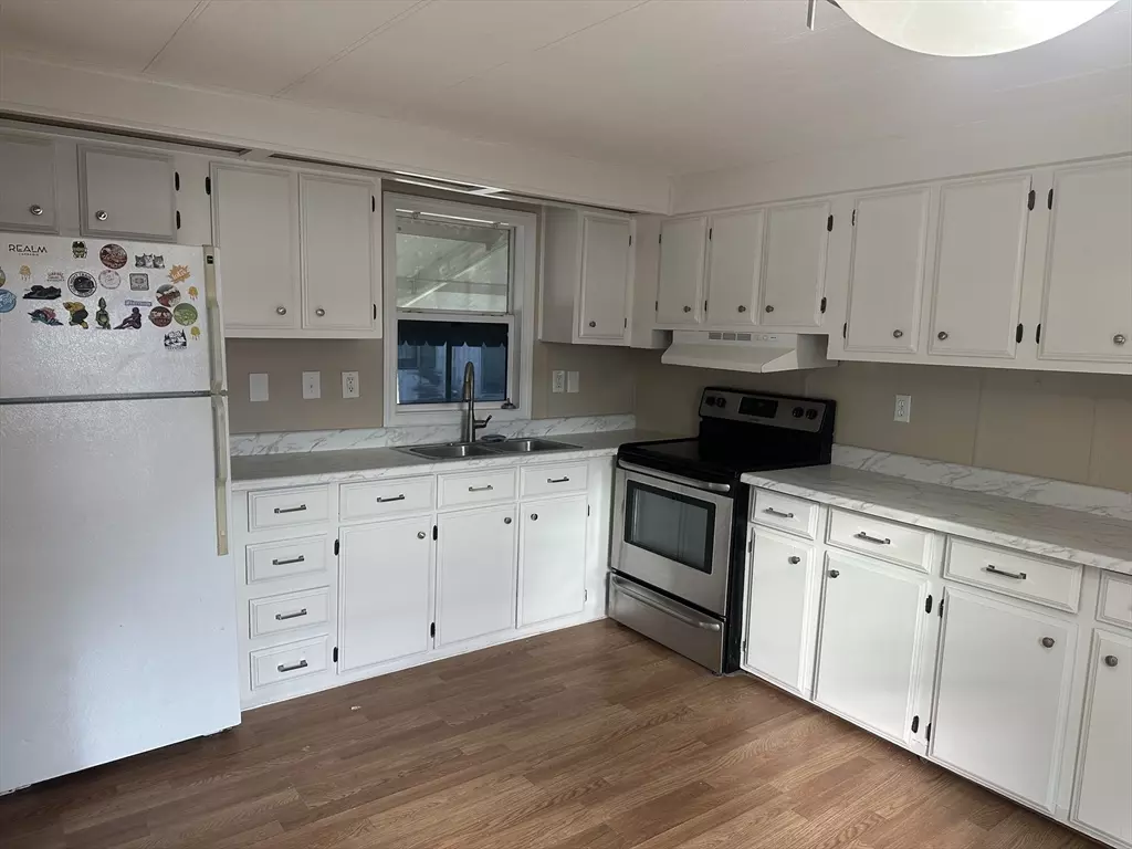 Marlborough, MA 01752,100 Phelps St #22