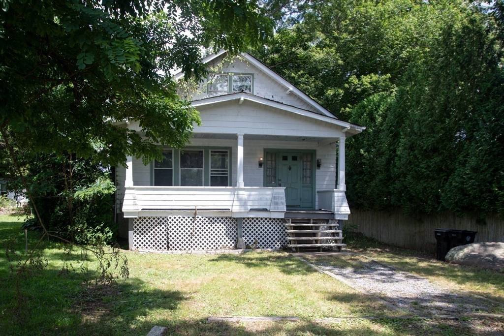 Dartmouth, MA 02747,28 Greystone Ave