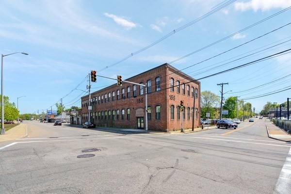 Brockton, MA 02302,155 Crescent St #9