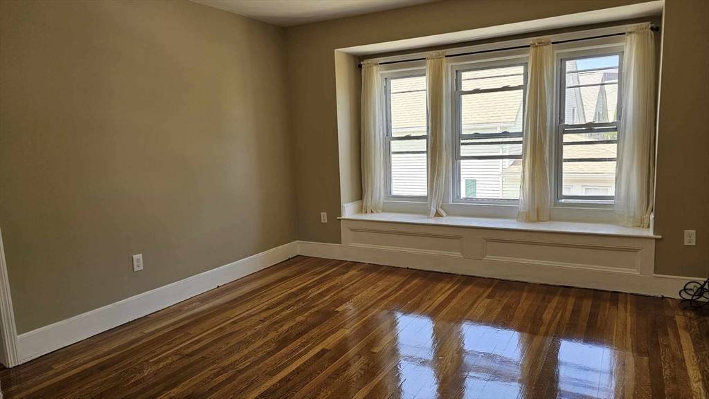 Quincy, MA 02169,13 Beacon St #13
