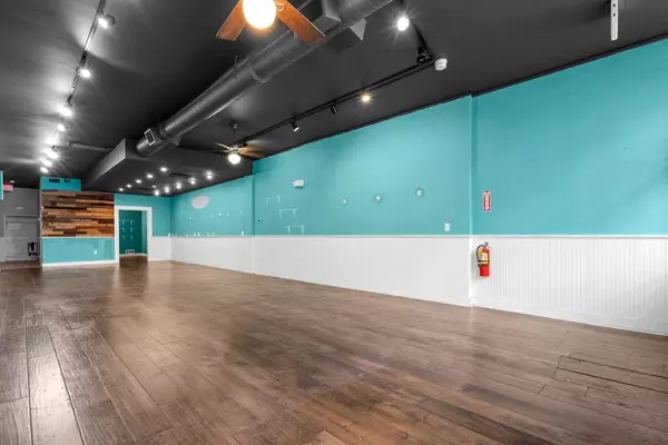 Boston, MA 02113,97-97A Salem St