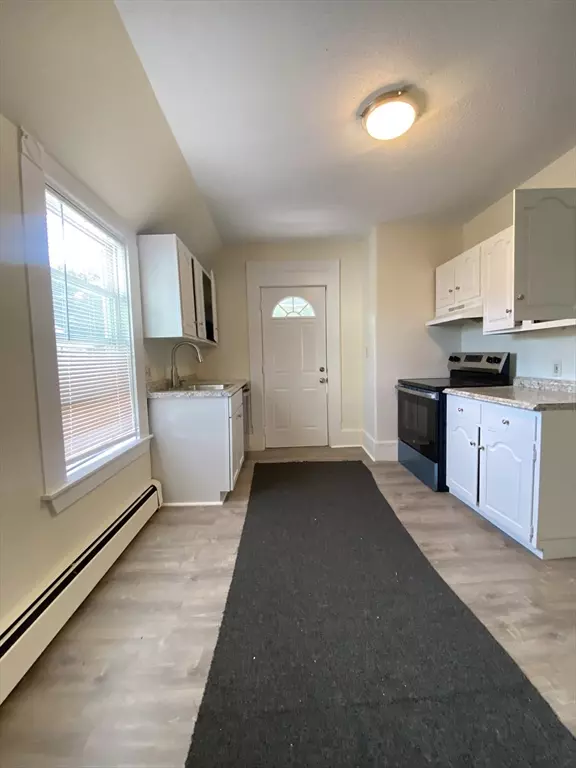 Lynn, MA 01904,381 Broadway #2