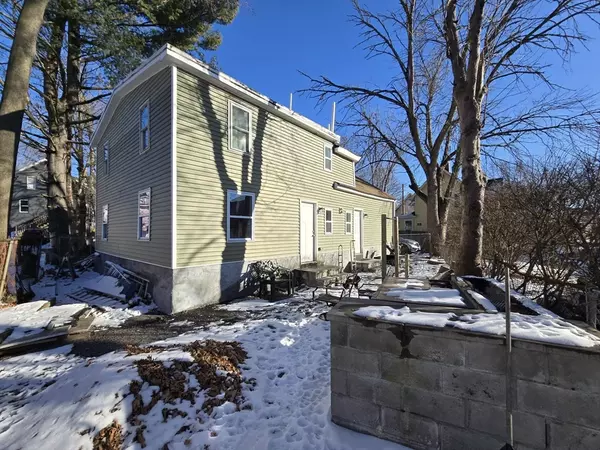 Lowell, MA 01850,2-4 Harrison Place