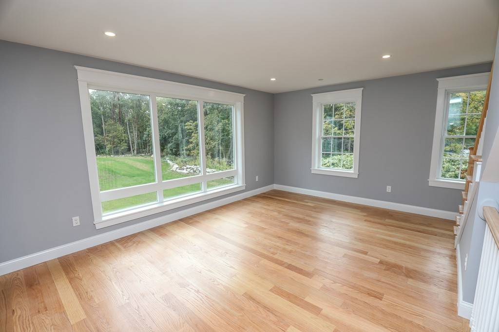 Westford, MA 01886,24 Boston Rd #4