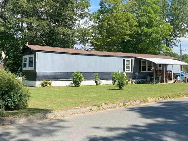 6 Presidential Circle, Warren, MA 01083