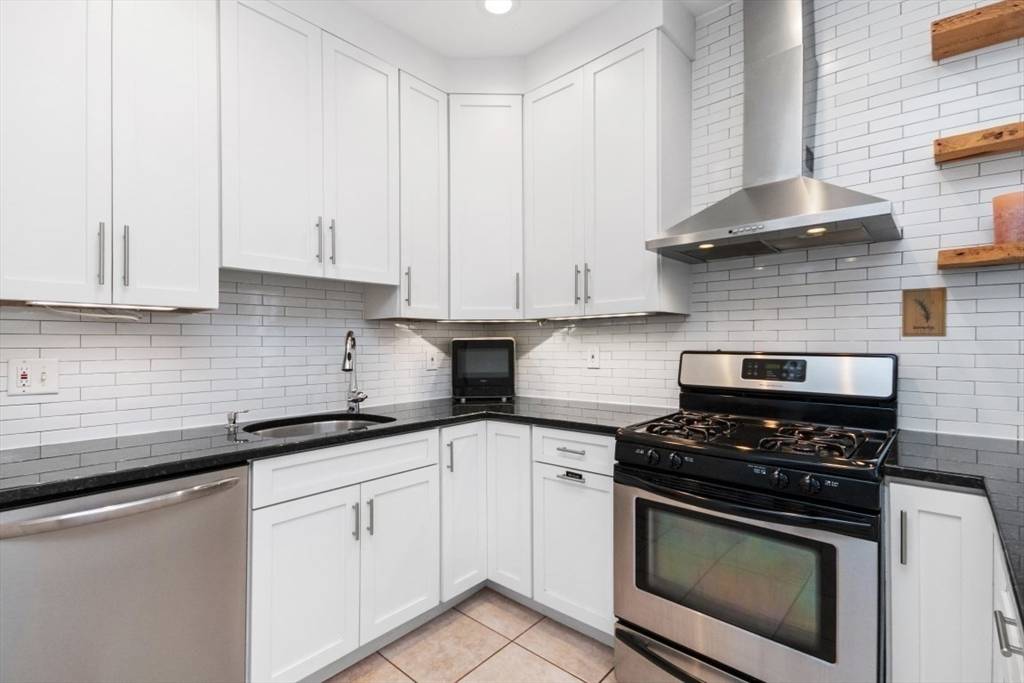 Boston, MA 02119,112 Thornton #2