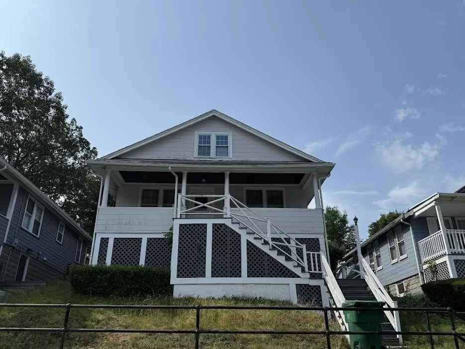 Medford, MA 02155,23 Murray Hill Road