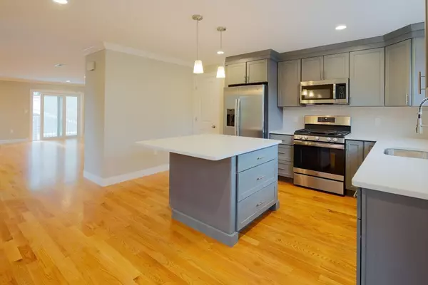 Waltham, MA 02453,63 Bacon Street #1
