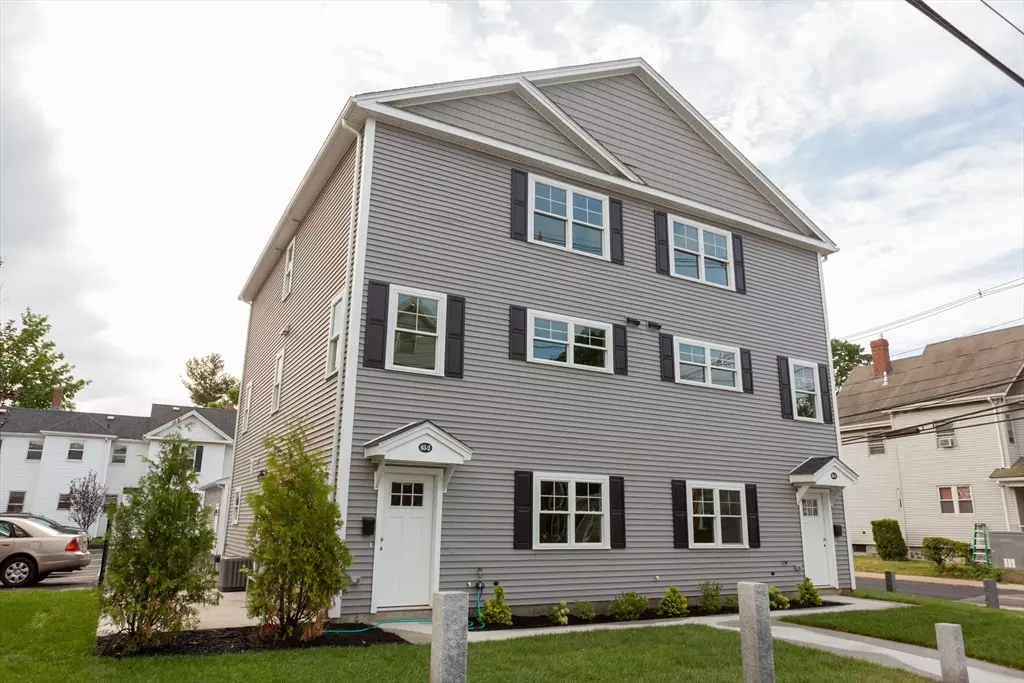 Waltham, MA 02453,63 Bacon Street #1