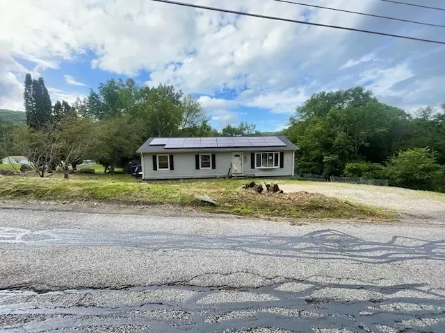 352 Reed St, Warren, MA 01083