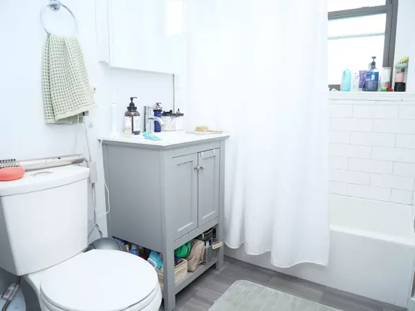 Brookline, MA 02446,1378 Beacon #8