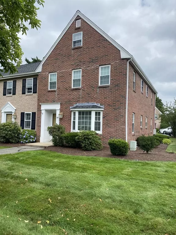 398 Erin Road #398, Stoughton, MA 02072