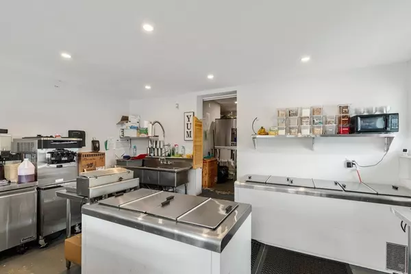 Gloucester, MA 01930,185 Washington Street