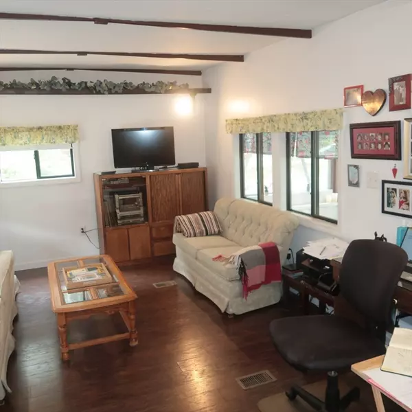 Saugus, MA 01906,846 Broadway #23
