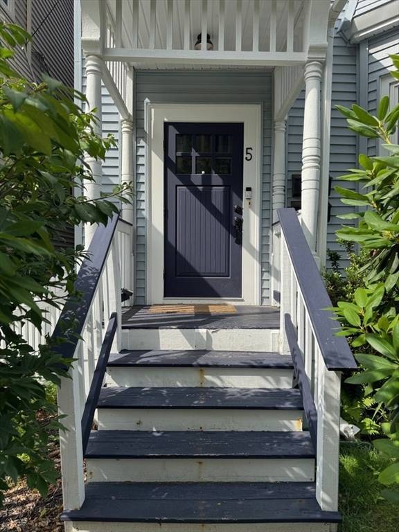 5 Spring Park Ave #1, Boston, MA 02130