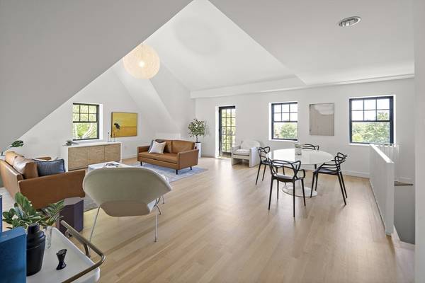 456 Belmont St #10, Watertown, MA 02472