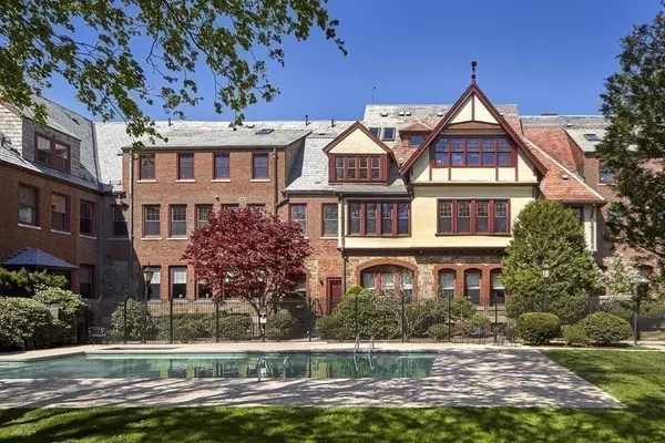 Watertown, MA 02472,456 Belmont St #10