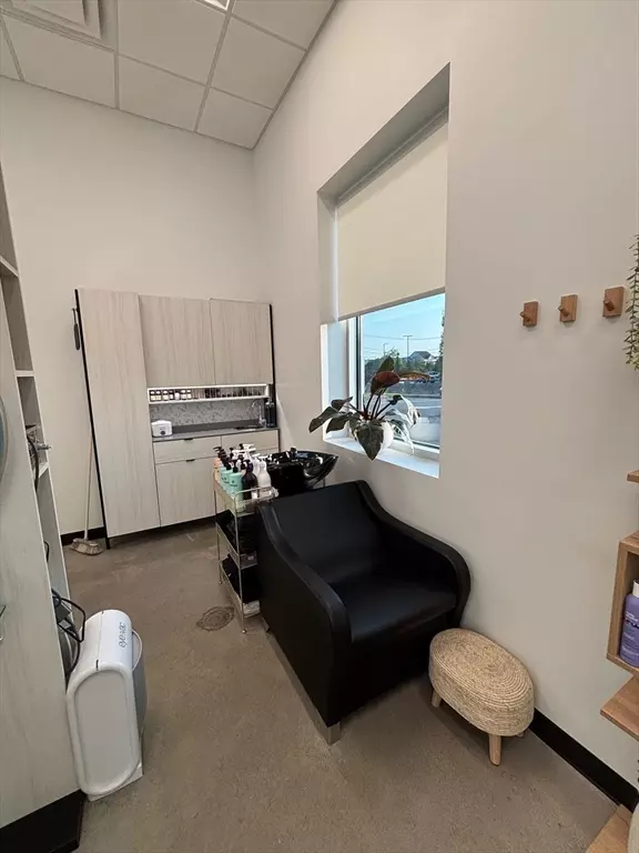 Plymouth, MA 02360,55 Commerceway