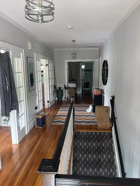 569 Commonwealth Ave #2, Newton, MA 02459