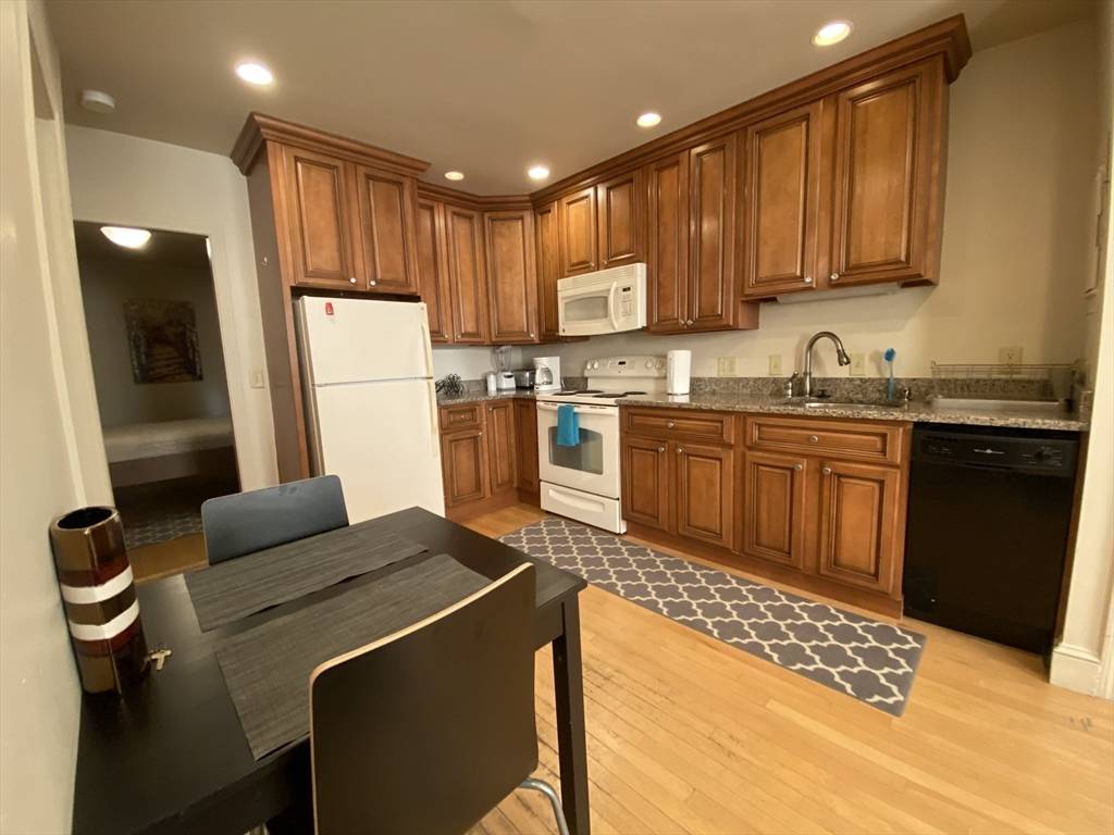 399 Massachusetts Ave #1, Boston, MA 02115