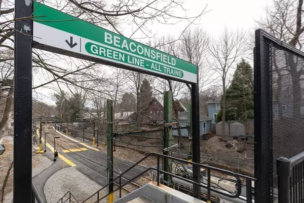 Brookline, MA 02445,24 Dean Road #3